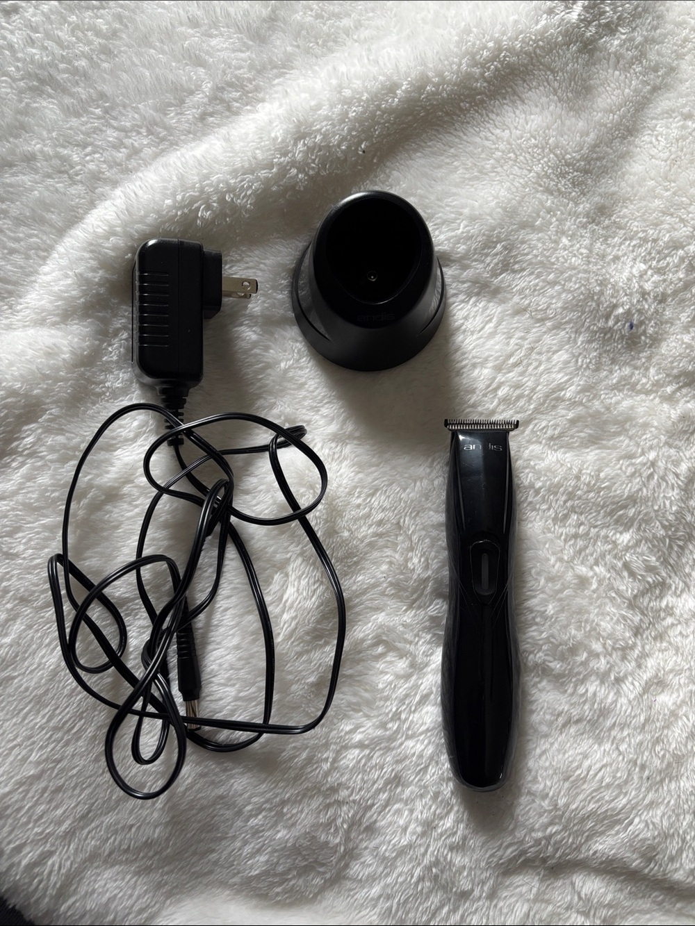 Andis Black Cordless Trimmer with Charging Base and Adapter